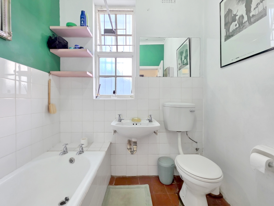 2 Bedroom Property for Sale in Zonnebloem Western Cape